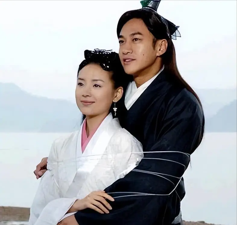 身材好的女明星_娱乐圈长得很像的明星_长得丑身材好明星