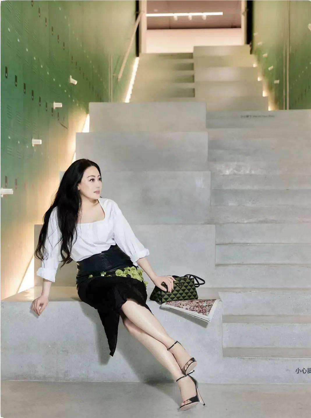 惠英红 斩女 投资者_惠丽女明星